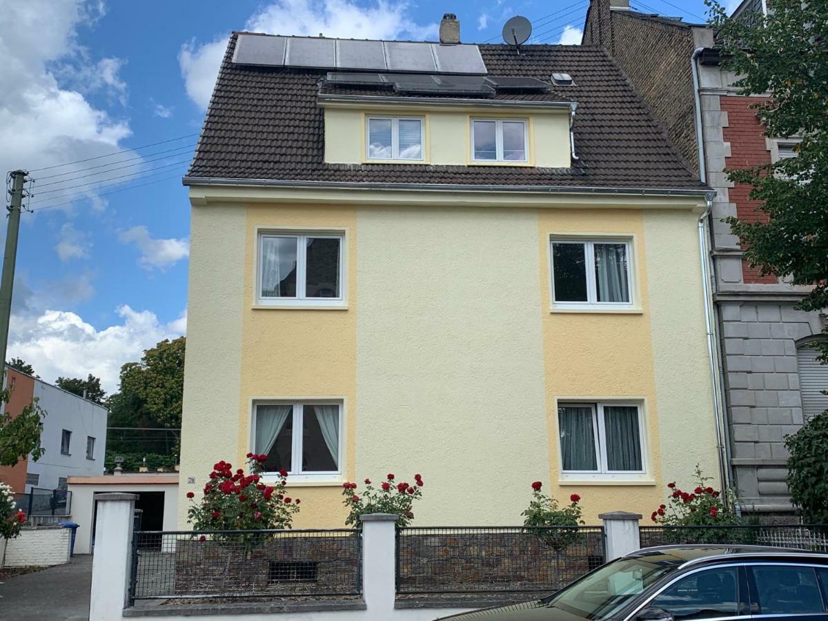 Rheingauer Fewo Am Schulhaus Geisenheim Zewnętrze zdjęcie