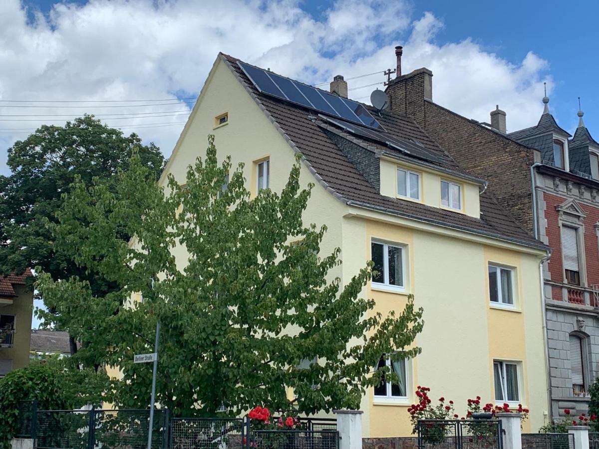 Rheingauer Fewo Am Schulhaus Geisenheim Zewnętrze zdjęcie